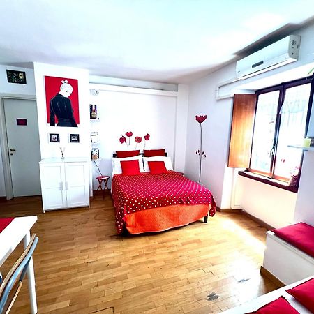 Lovely Studio Near Colosseum Rome Exterior photo