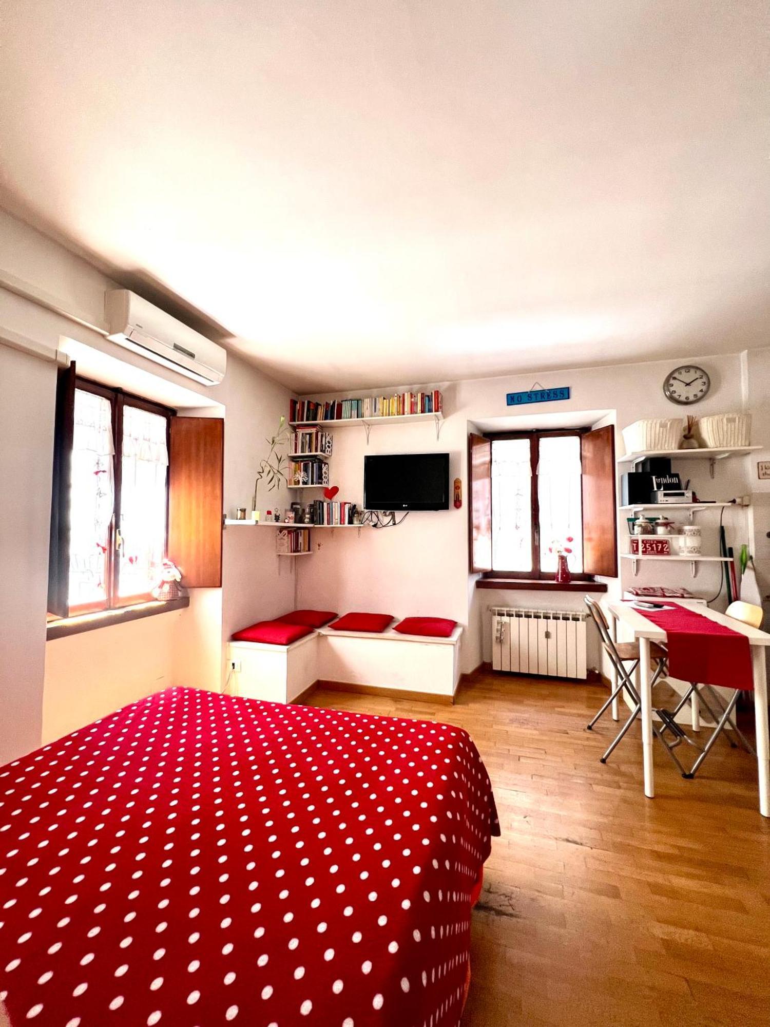 Lovely Studio Near Colosseum Rome Exterior photo